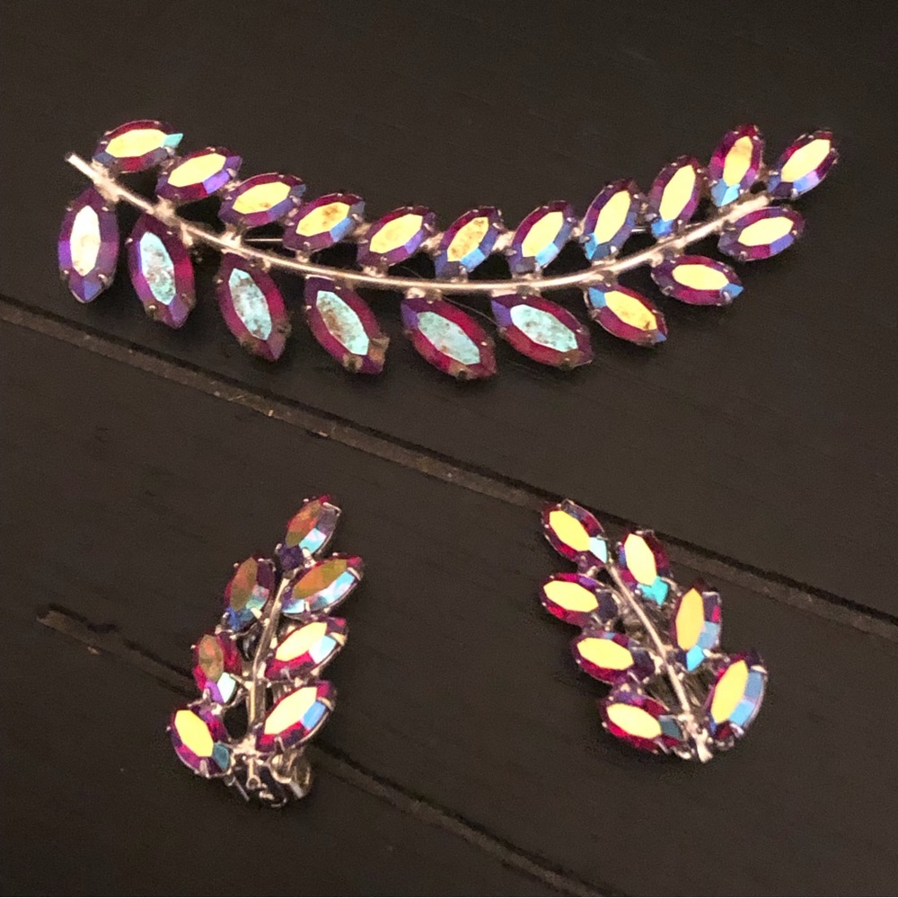 🌸VTG B. David Rhinestone Brooch and Earrings